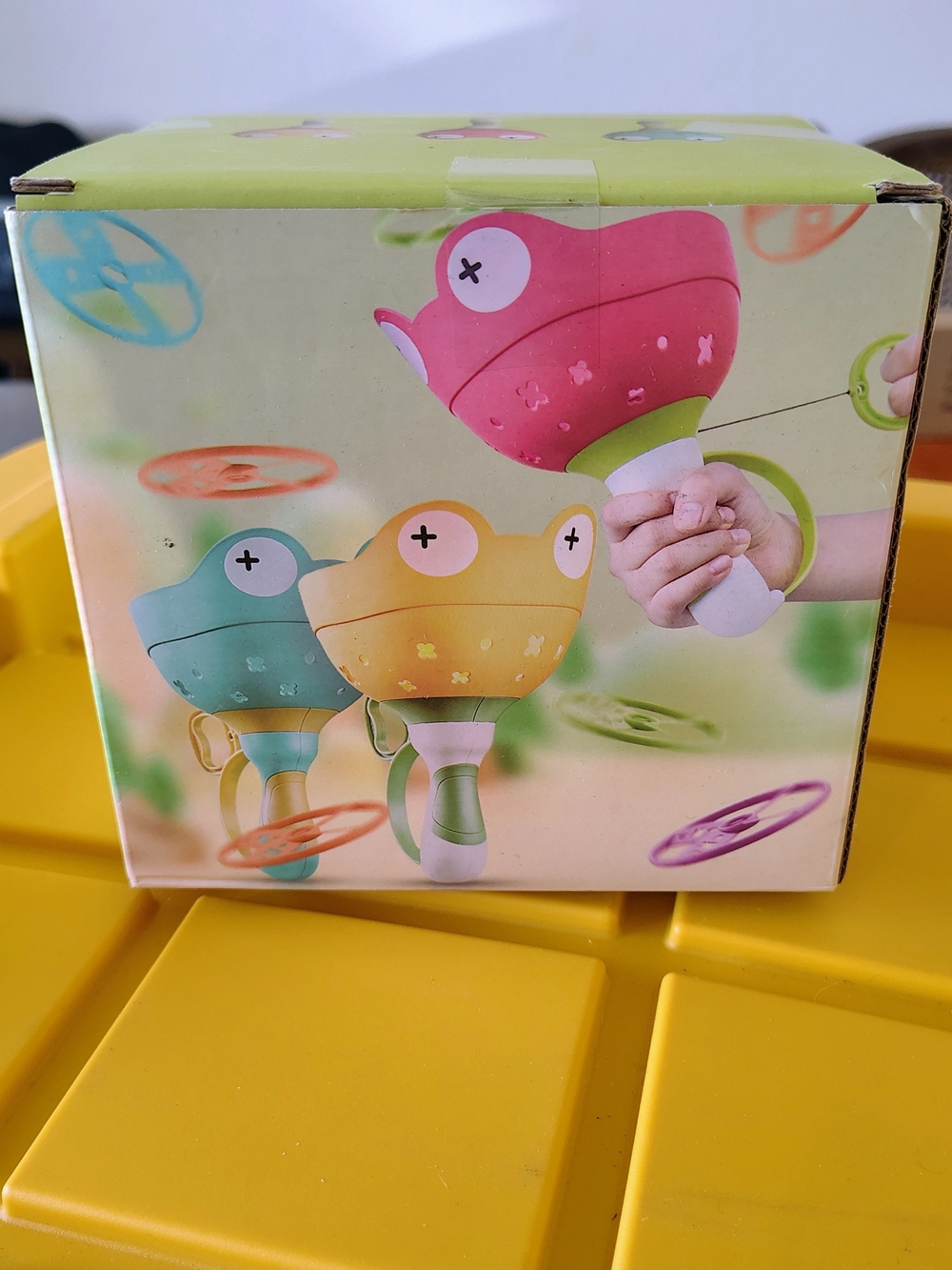 J Brand Frog-Themed Disc Shooter Set in Pink, Yellow & Teal